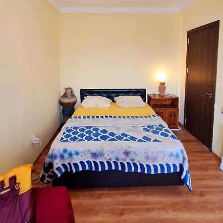 Cozy & Stylish Suite Room With Garden View Batumi Exterior photo