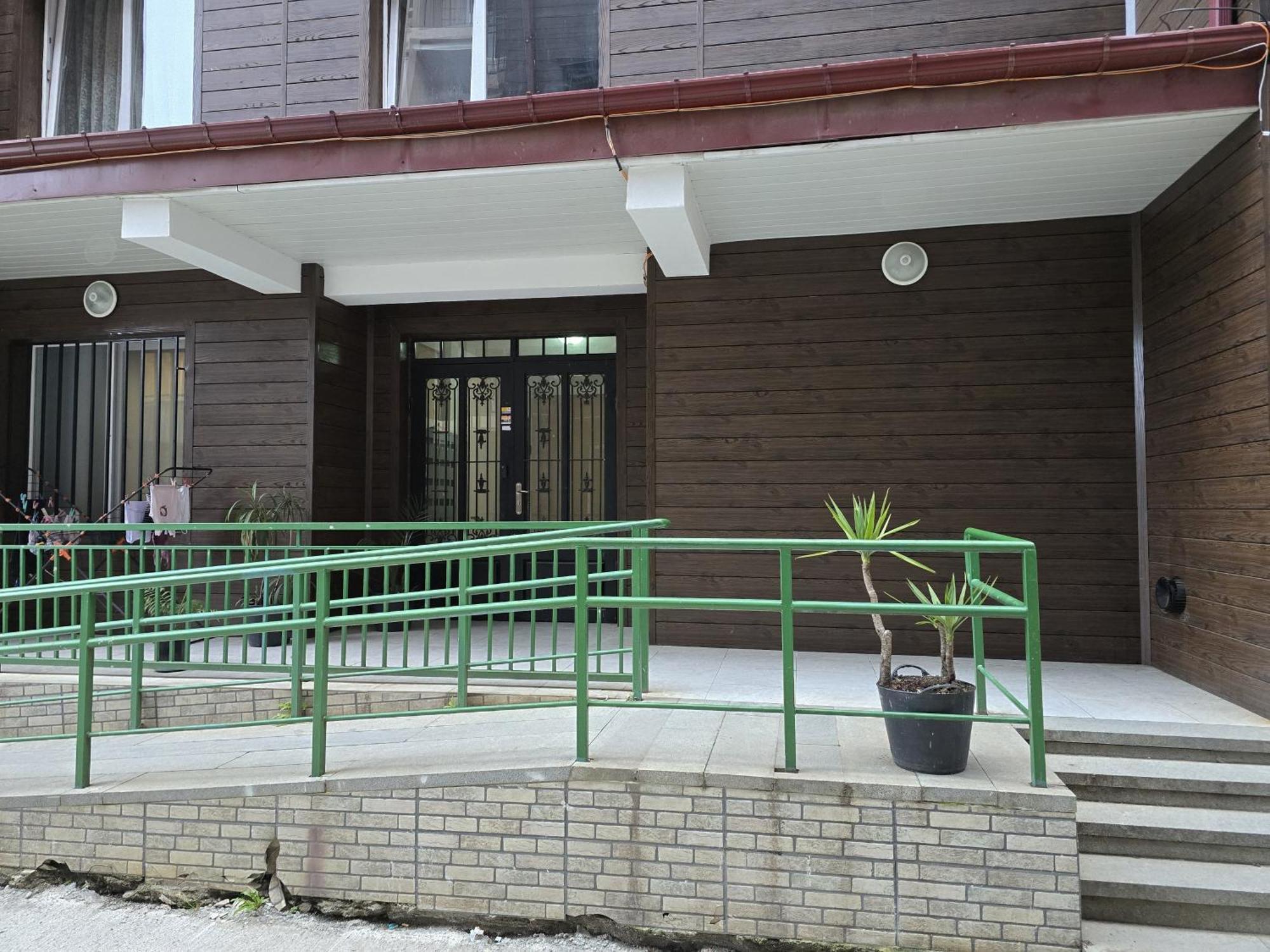 Cozy & Stylish With Garden View Apartment *